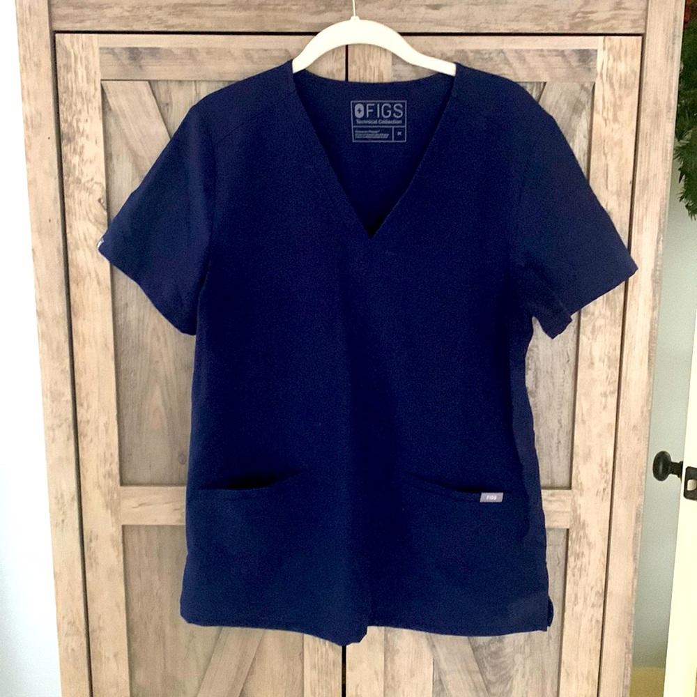 Figs scrubs navy top